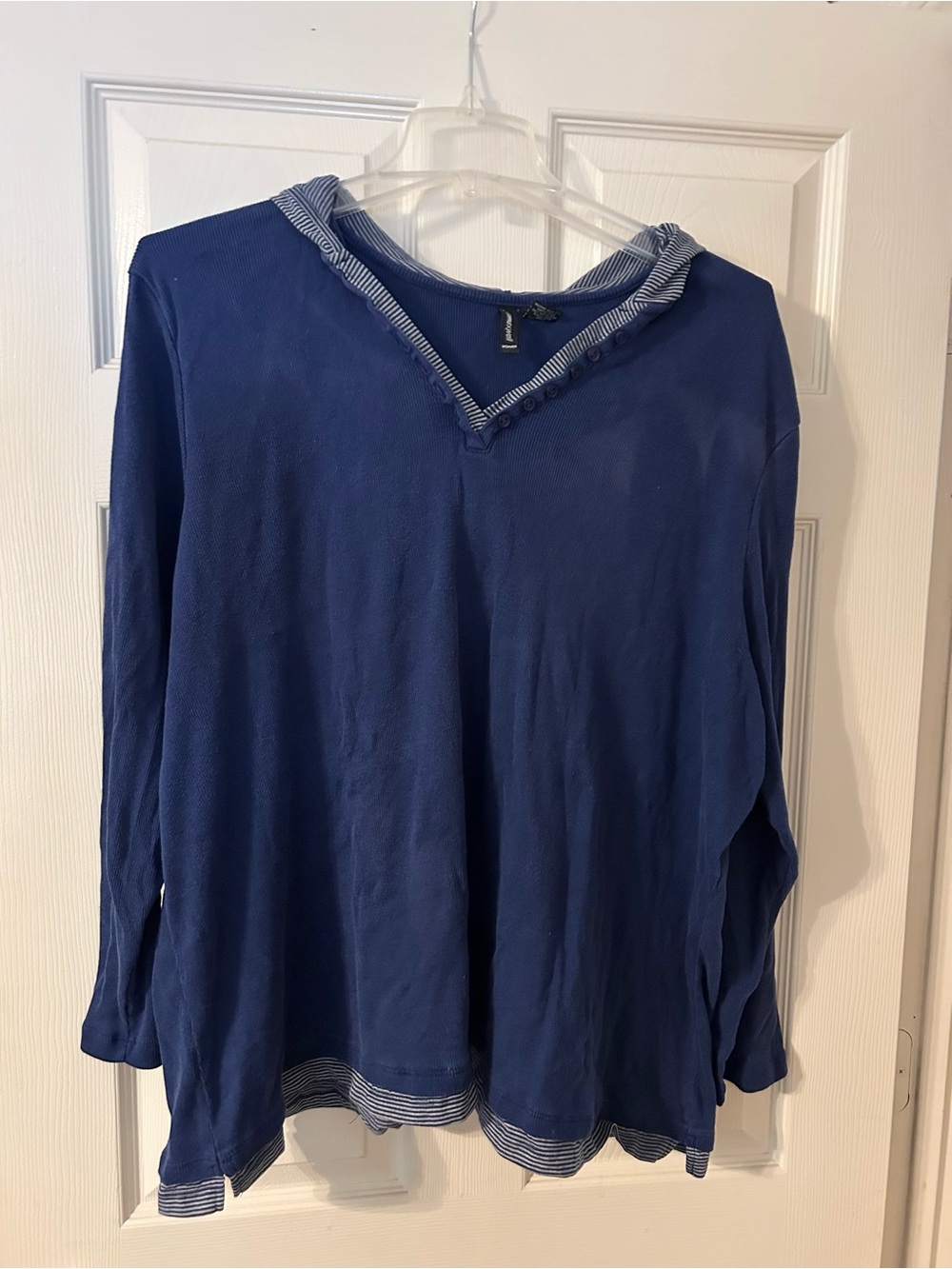 jason maxwell Navy V-Neck Layered-Hem Pullover